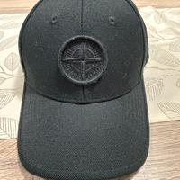 Cappello stone island