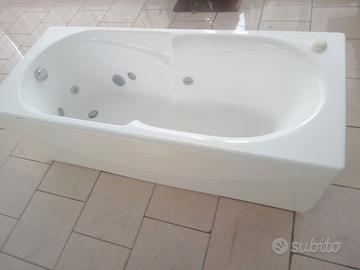 VASCA  IDROMASSAGGIO