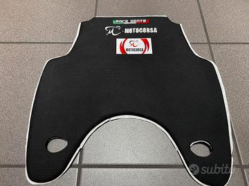 Tappetino sella +10 Panigale V4 SBK F25