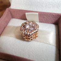 Charm Pandora Fiore Rosa Scintillante 787851NPM