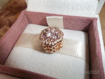 Charm Pandora Fiore Rosa Scintillante 787851NPM