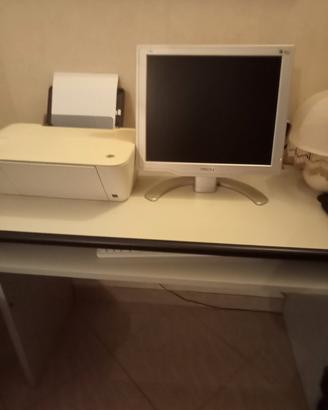 Scrivania porta PC.