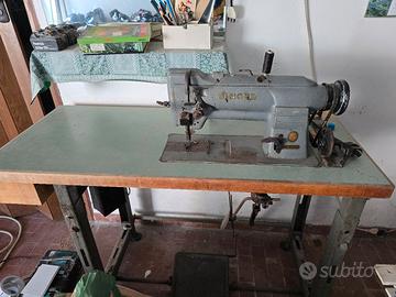 Macchina da cucire SINGER 