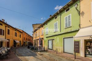 NEGOZIO IN CENTRO A FONTANELLATO