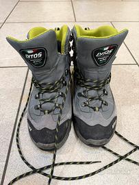 Scarponi da montagna