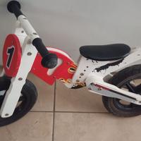 bicicletta senza pedali in legno per bambino