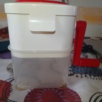 Tritaghiaccio manuale