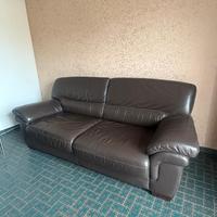 Divano letto in pelle