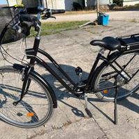 Decathlon Elops pedalata assistita