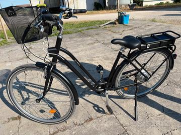 Decathlon Elops pedalata assistita