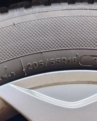 gomme 4 stagioni 