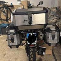 Valige givi alaska 36+56 con telai ktm 890