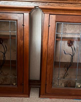 Coppia di vetrinette artigianali in legno
