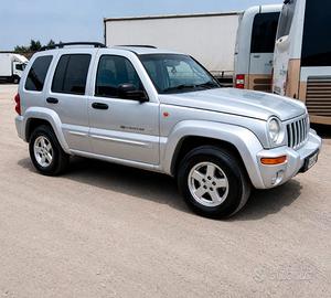 Jeep Cherokee 2.8 CRD LIMITED EDITION