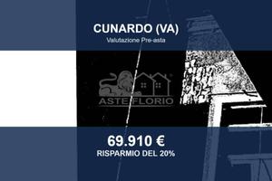Immobile in asta di 243 m² con più di 5 locali a C