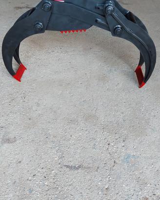 pinza carico tronchi 