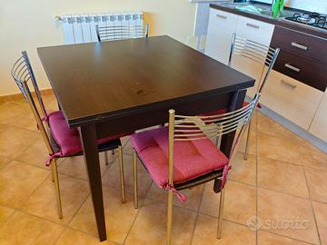 tavolo cucina con sedie