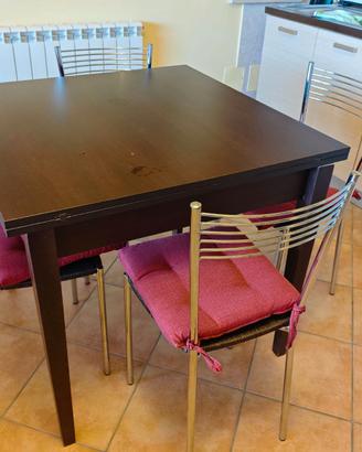 tavolo cucina con sedie