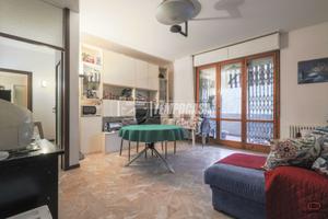 QUADRILOCALE ABITABILE CON TERRAZZO