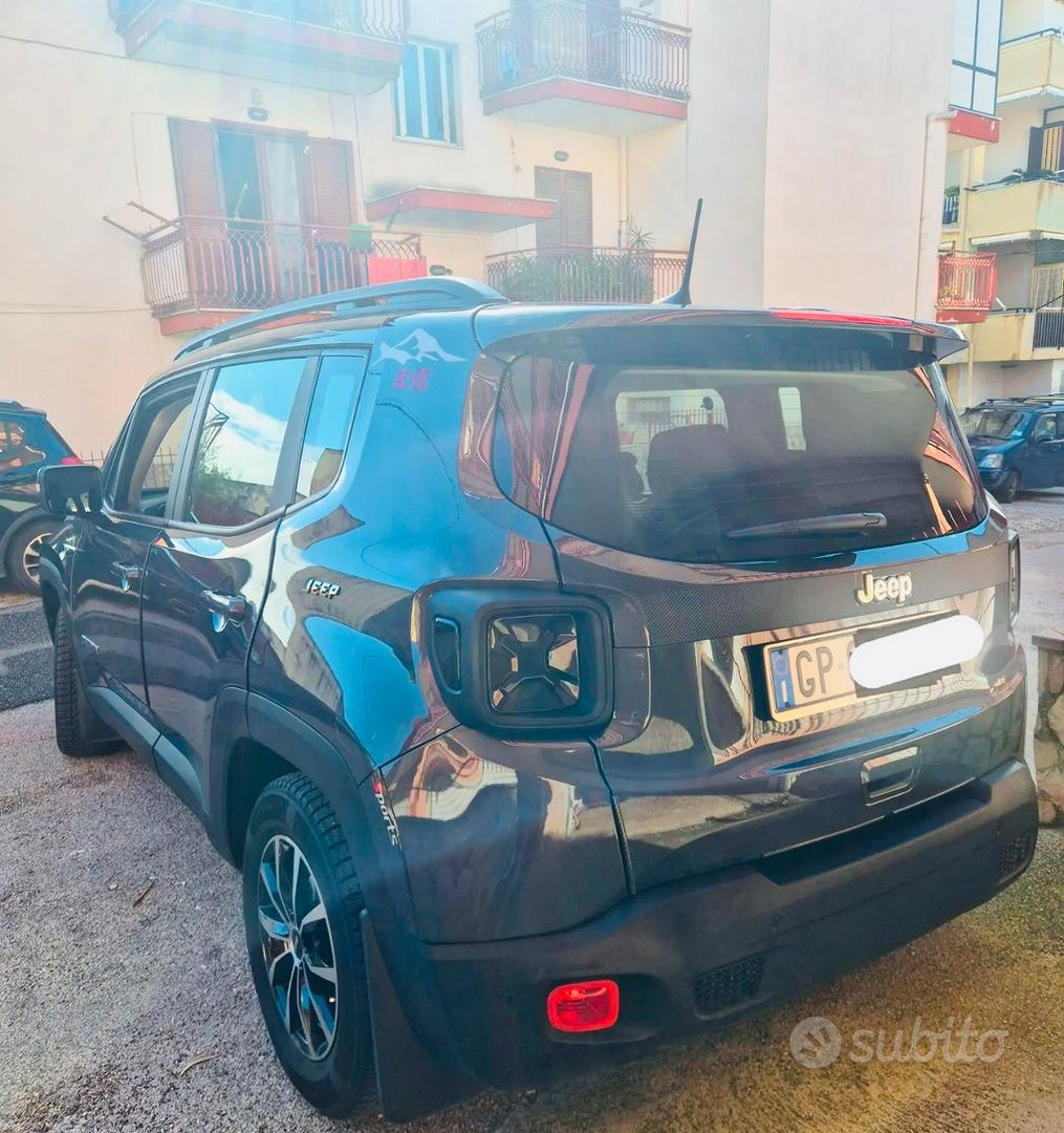 Jeep Renegade 2023 photo 2