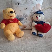 Due peluche Winnie the Pooh e e Orsetto Perugina