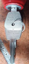 Bloccaruota Vespa marca BLOSTER