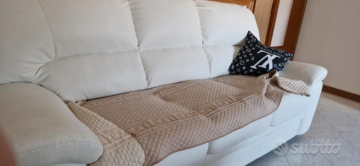 Mercatino Usato Divani Usati Offerte Divano Letto Matrimoniale