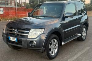 Mitsubishi Pajero 2007