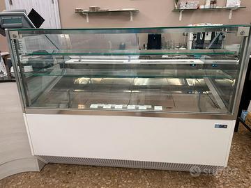 Bancone Vetrina pasticceria ISA Supercapri 170cm
