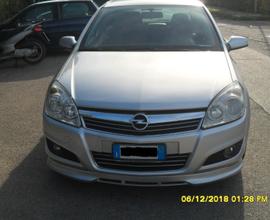 OPEL Astra - 2007
