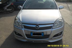 OPEL Astra - 2007