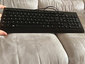 Tastiera LENOVO usb nuova