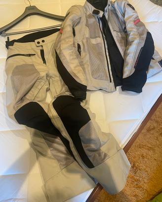 Completo moto giacca e pantalone Rev'it Tornado 46