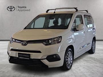 Toyota Proace City Verso 1.2P 110cv S&S L1 D Loung