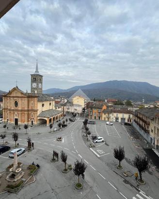 2 LOCALI A PAESANA