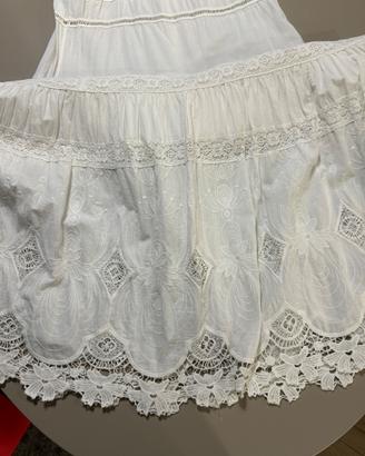 Vestito lungo bianco ricamato