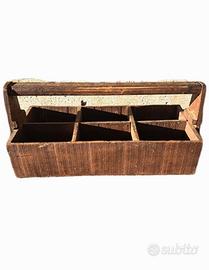 Vecchia cassetta per attrezzi 