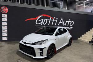 TOYOTA Yaris PRIMA VERNICE WHITE PERLA FULL STOC