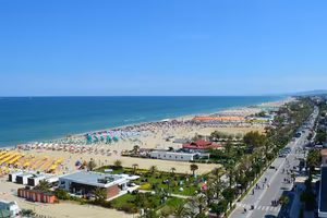 FRONTE MARE AGOSTO e SETTEMBRE LAST MINUTE