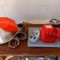 Macchinetta passapomodori 