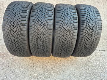 4 Gomme.  225. / 45. / R 19. 4 stagioni 
