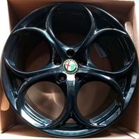 Cerchi in lega originali ALFA GIULIA 19 pollici