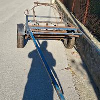 calesse gommato per cavallo