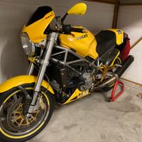 Ducati Monster s4