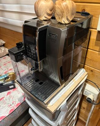 Caffetteria Delonghi
