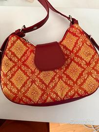 Borsa hobo in seta thailandese rossa e oro