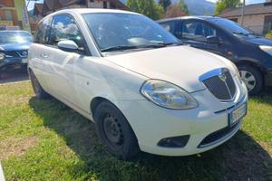 Lancia Ypsilon 1.4 Platino Ecochic GPL