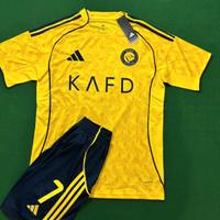 Kit gara all nassr Ronaldo 