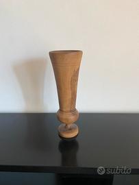 Vaso in legno