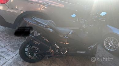 Tmax 560 tech